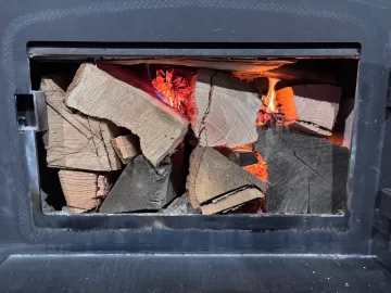 [Hearth.com] What Is In Your Stove Right Now?