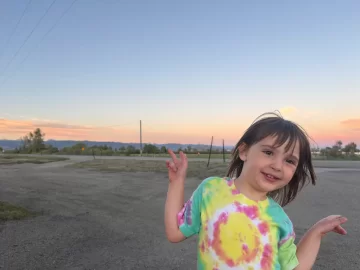 [Hearth.com] Road trip camping with a large family