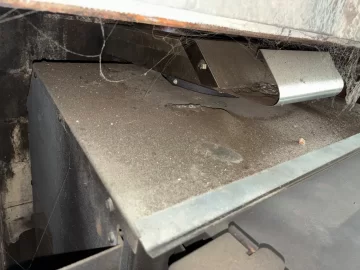 [Hearth.com] Soot everywhere, wood insert, flue cleaned
