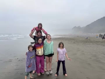 [Hearth.com] Road trip camping with a large family
