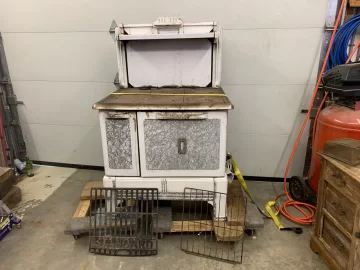 [Hearth.com] Somersworth (NH) Foundry antique kerosene range