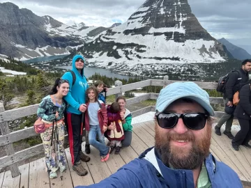 [Hearth.com] Road trip camping with a large family