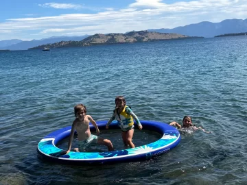 [Hearth.com] Road trip camping with a large family