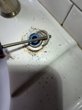 [Hearth.com] Bathroom pedestal sink faucet replacement according to TOH not the plumbers friend. Has anyone done this?