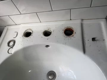 [Hearth.com] Bathroom pedestal sink faucet replacement according to TOH not the plumbers friend. Has anyone done this?