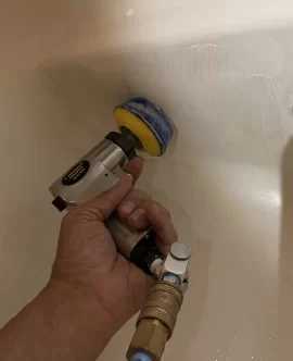 [Hearth.com] Taking the elbow grease out of cleaning a fiberglass tub.