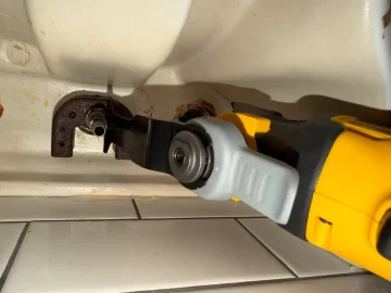[Hearth.com] Bathroom pedestal sink faucet replacement according to TOH not the plumbers friend. Has anyone done this?