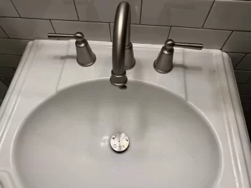 [Hearth.com] Bathroom pedestal sink faucet replacement according to TOH not the plumbers friend. Has anyone done this?