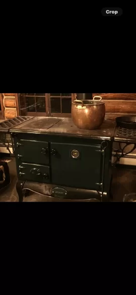 [Hearth.com] Selling a rare premium-tier 2018 Waterford Stanley Wood Cook Stove in highly sought-after Dark Green Porcelain Enamal. Excellent condition .