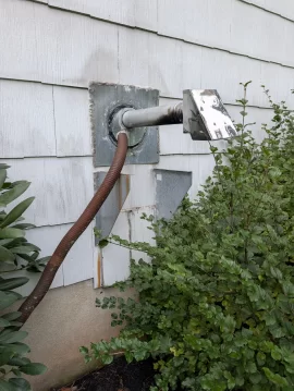 [Hearth.com] Weird vent pipe install, could use advise