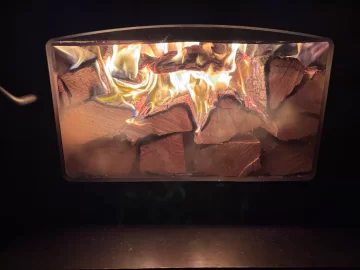 [Hearth.com] What Is In Your Stove Right Now?