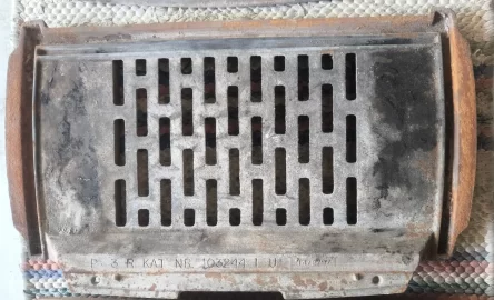 [Hearth.com] Jotul F3 CB – Two different bottom grate designs (18 vs 38 holes) and repairing cracked cast iron