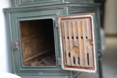 [Hearth.com] Can you identify my Jotul stove for me?