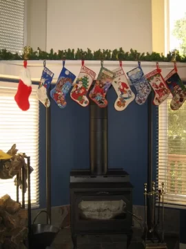 [Hearth.com] Tis the season - decorations for the stove area