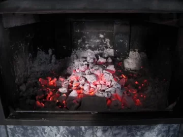 [Hearth.com] ShawneyBoy's zipper method for coal placement at reload - my first attempt w/ pics