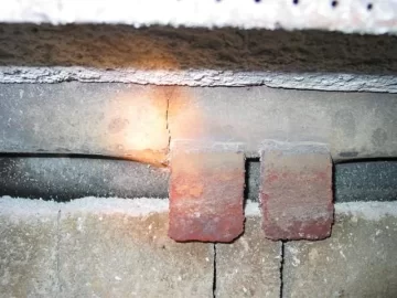[Hearth.com] QUADRAFIRE 5700 metal problems???