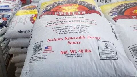 [Hearth.com] Inferno & Pennington "Nature's Heat" pellets    both at my Lowes **Stove Chowâ„¢ too***