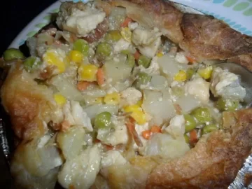 [Hearth.com] Home made chicken pot pie......YUM