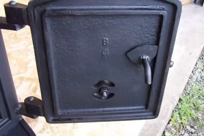 [Hearth.com] Fisher Baby Bear door gasket question;