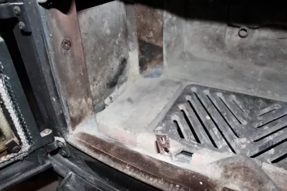 [Hearth.com] $1400 Isle Royal + pipe is it worth it ? Merged with stove now cleaned.