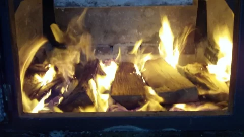 [Hearth.com] Burning Chunk