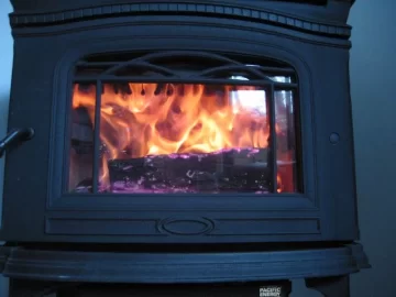 [Hearth.com] Rolling the wood in ... hey, thatâ€™s a pretty picture.