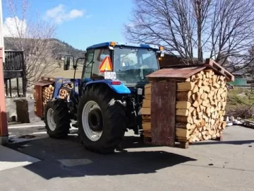 [Hearth.com] Processed a very large logging truck full of wood - last winter.