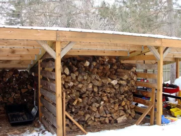 Woodshed 01.jpg