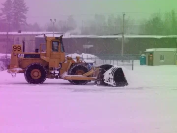 [Hearth.com] mornings at work (airport in the snow)