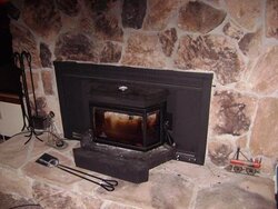 Two stoves, same conditions, different problems