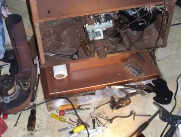 [Hearth.com] First the exhaust blower quit, then the firebrick broke, then the power when out!  HELP!