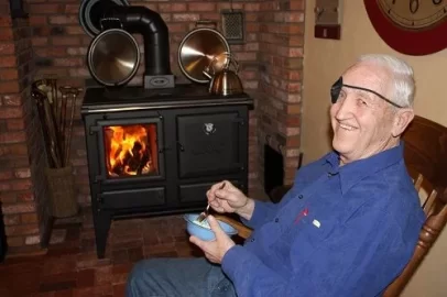 [Hearth.com] Esse Ironheart vs Margin Flameview cookstoves