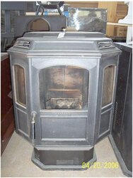 Peak Oil Video shows wood Pellet Stove - Which Stove is it?