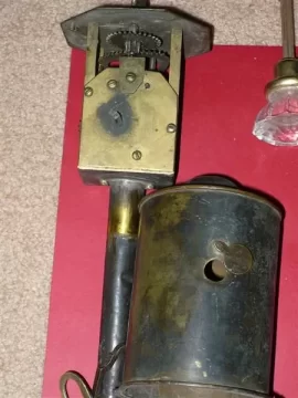[Hearth.com] Found a Wind up movement that revolves a kettle.