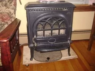 [Hearth.com] There are still good CL deals out there.  Here is my new stove.