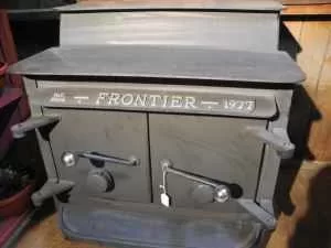 Frontier 1977 1.jpg