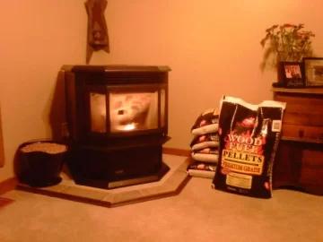 [Hearth.com] Looking to buy Uncle jeds,lignetics or somerset pellets (michigan-N.Ohio)