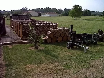 [Hearth.com] Log Splitter Table