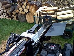 Huskee/speeco 22 ton log table-pics