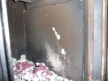 [Hearth.com] Fireview first break in fire damage to rear panel