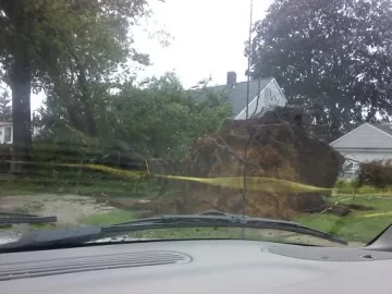 [Hearth.com] Irene smacks the neighbors around...