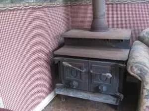 [Hearth.com] Wood Stove For People That Need Close Clearance To Combustibles