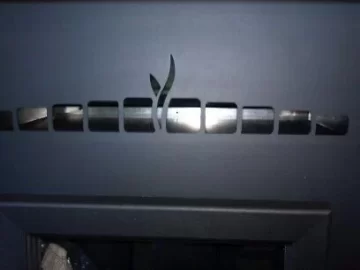[Hearth.com] Heatilator pellet stove do NOT have heat exchanger tubes but......  Link for the owners manual is at