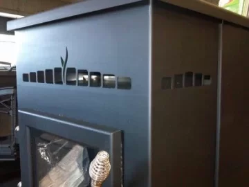 [Hearth.com] Heatilator pellet stove do NOT have heat exchanger tubes but......  Link for the owners manual is at