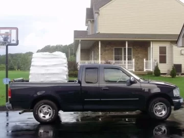 [Hearth.com] How many of you move a ton a pellets on your truck?  Do you have a full ton truck?