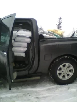 [Hearth.com] How many of you move a ton a pellets on your truck?  Do you have a full ton truck?