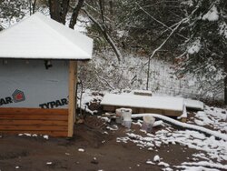Is this water pump house in danger of freezing?