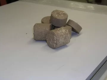 [Hearth.com] Anyone use/combine different fuel other than cord wood?
