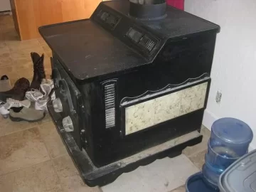 [Hearth.com] Stove needs ID
