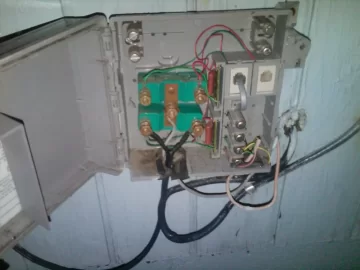 [Hearth.com] Loud Hum and static that comes and goes on house telephone LandLine driving us crazy!! FInally Fixed